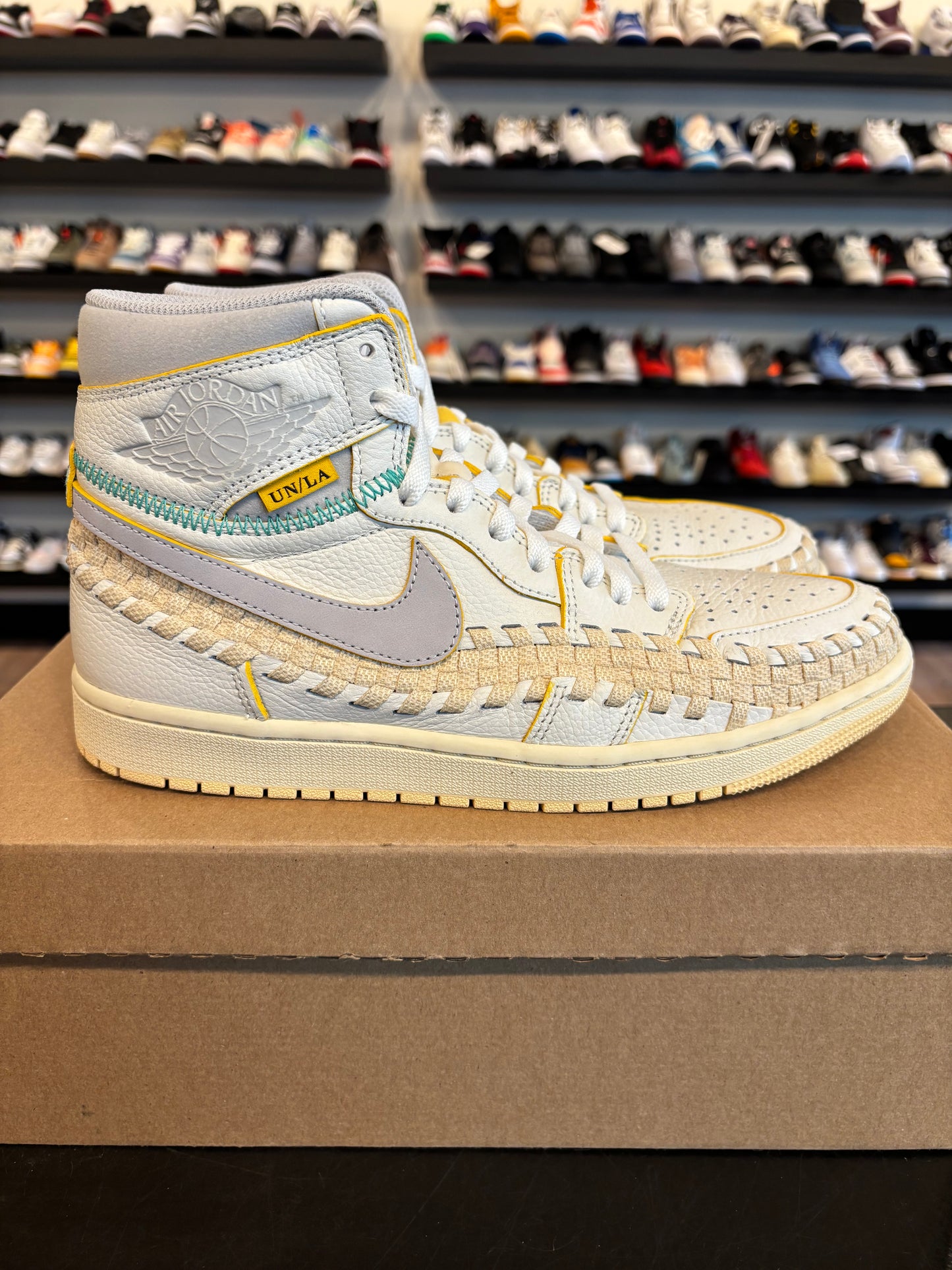 Jordan 1 Union Beauty Supply Size 9.5 Pre-Owned (No Box)