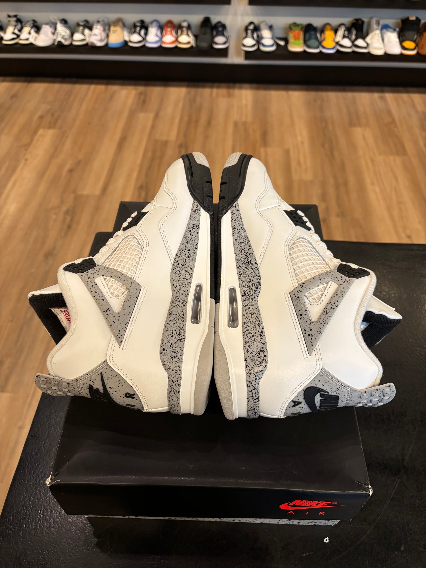 Jordan 4 White Cement 2025 Size 9.5 Pre-Owned