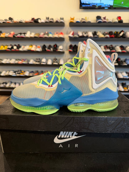 Nike LeBron 19 Dutch Blue Size 11 Brand New