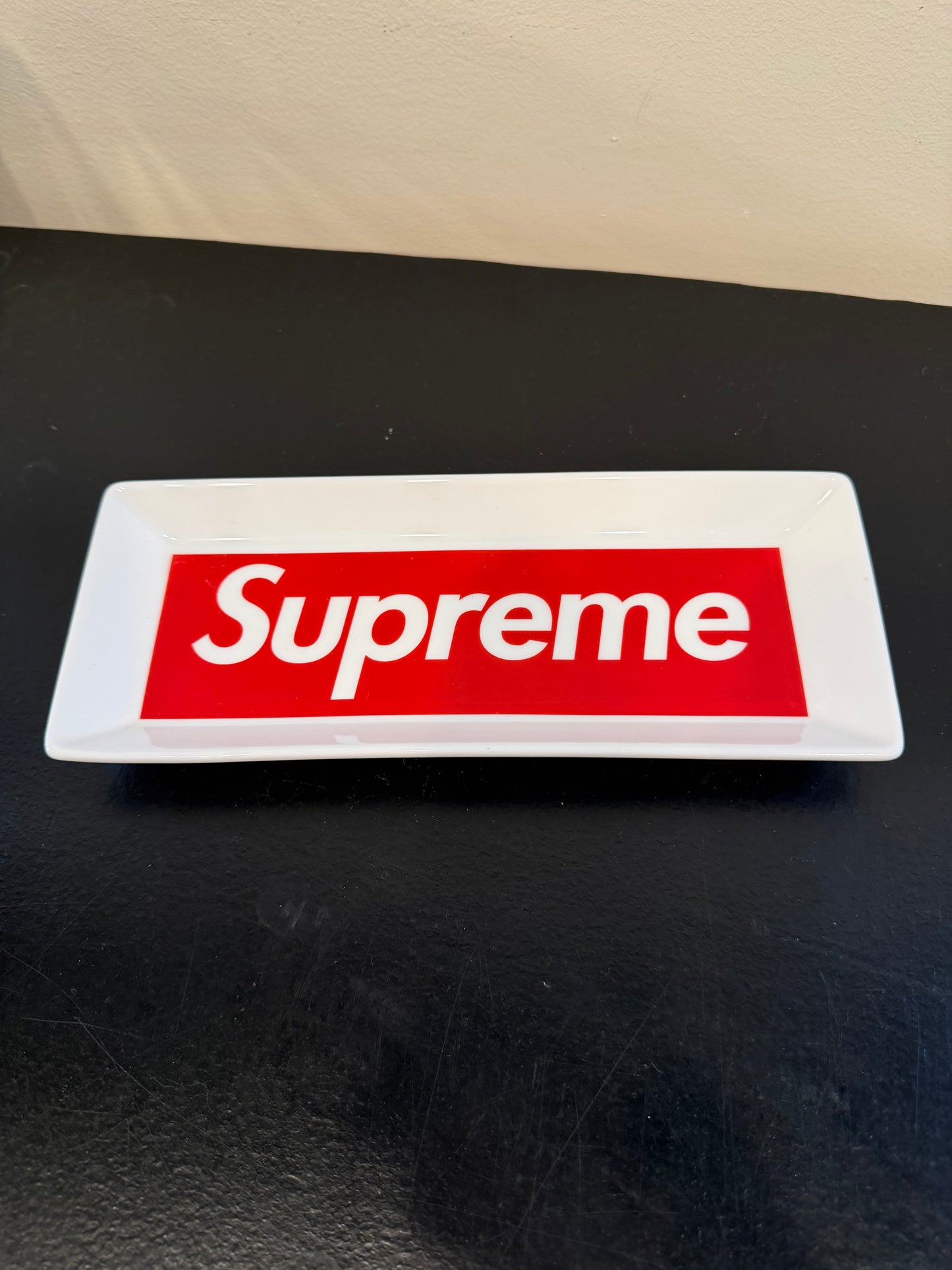 Supreme FW14 Tray White DISPLAYED