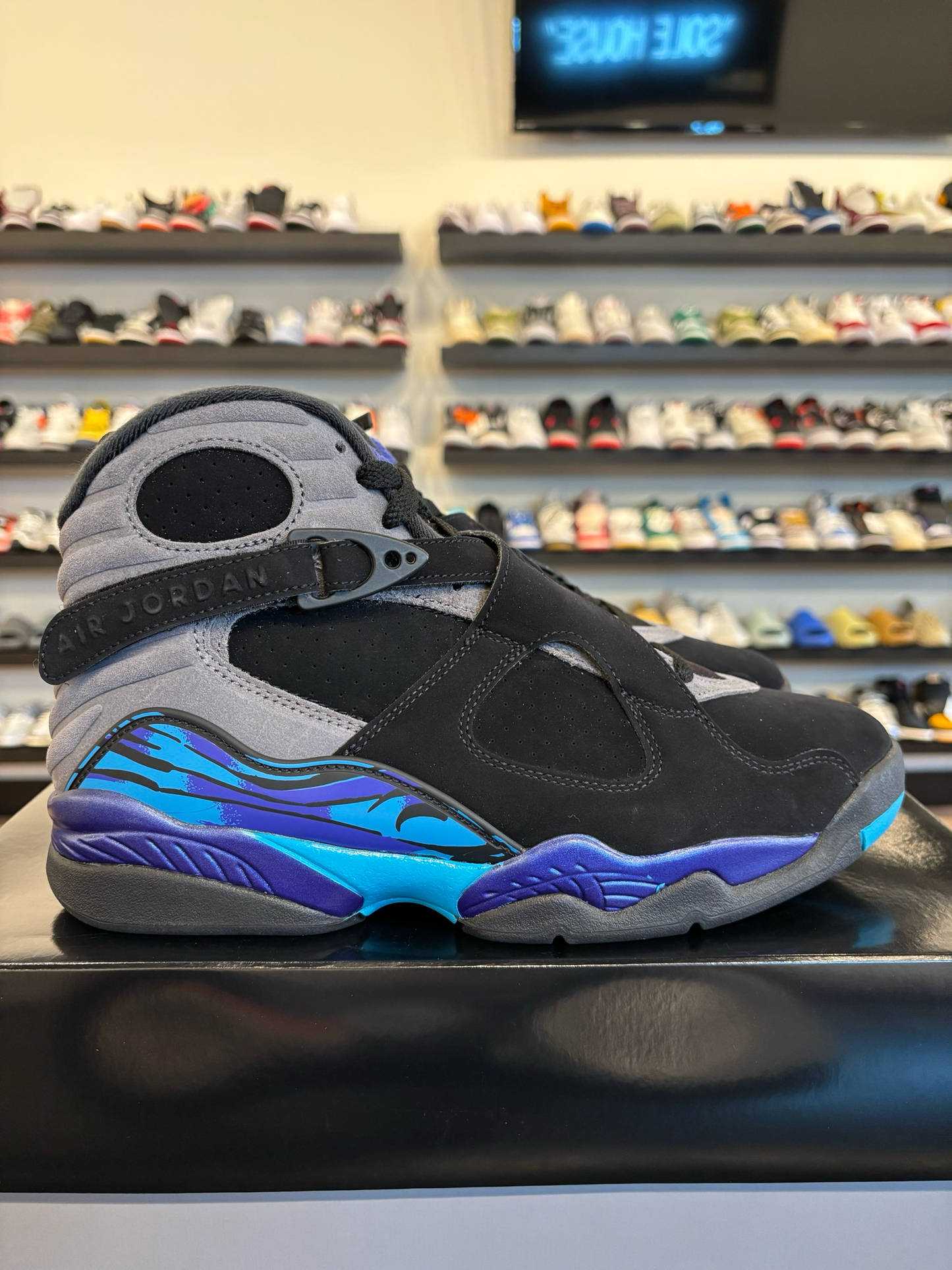 Jordan 8 Aqua 2025 Size 9.5 Brand New