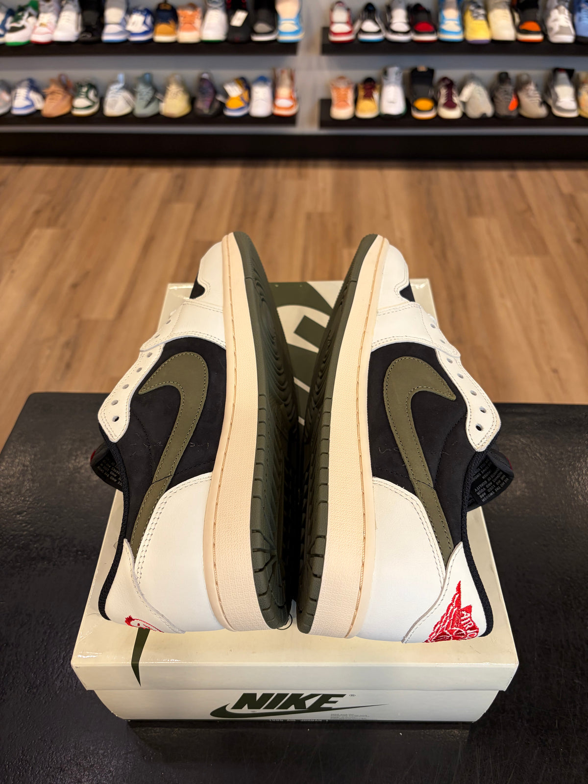 Jordan 1 Low Travis Scott Olive Size 9.5 (11W) Brand New