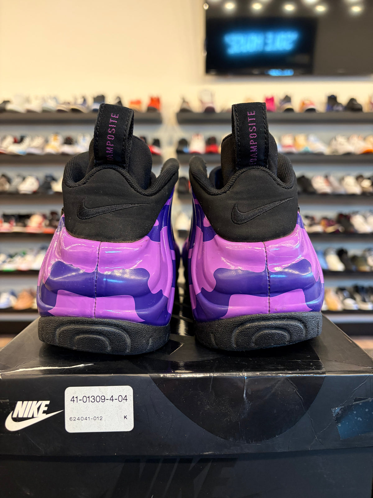 Nike Foamposite Purple Camo Size 11 Pre-Owned