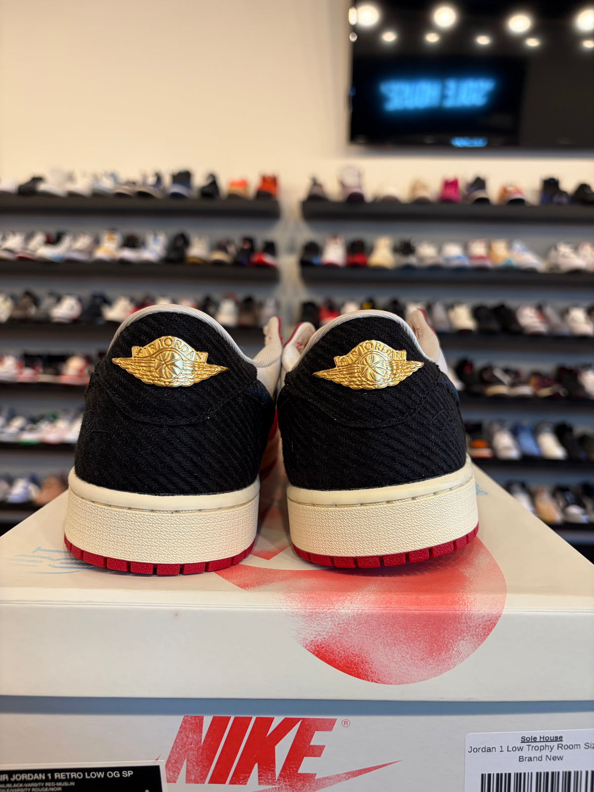 Jordan 1 Low Trophy Room Size 13 Brand New