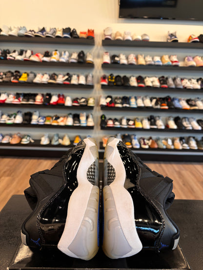 Jordan 11 Low Space Jam Size 8 Pre-Owned