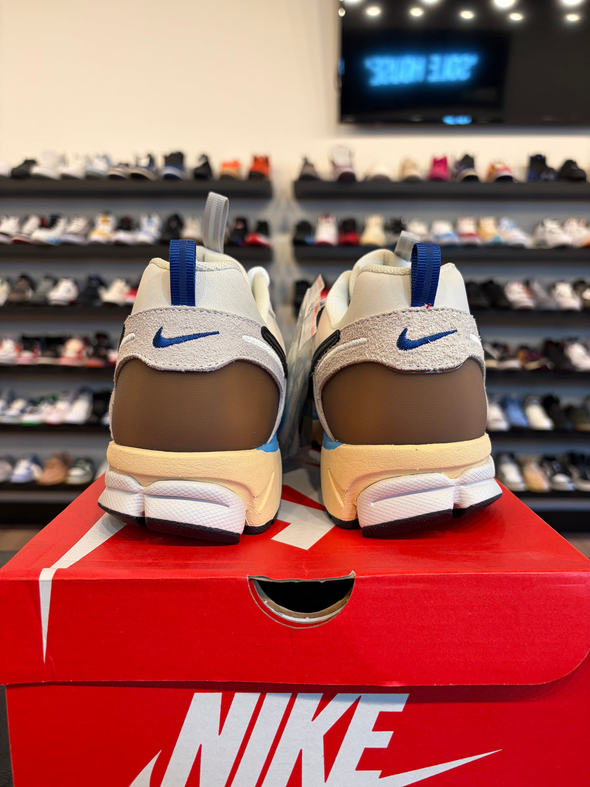 Nike Vomero 5 Jumbo Japan Size 13 (14.5W) Brand New