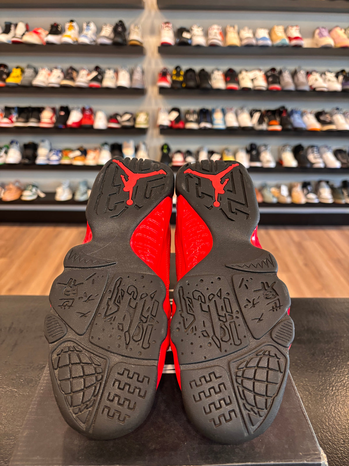 Jordan 9 Chile Red Size 5.5Y (7W) Pre-Owned