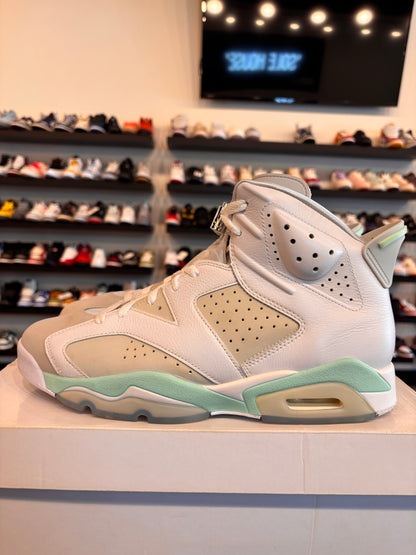 Jordan 6 Mint Size 10.5 (12W) Pre-Owned