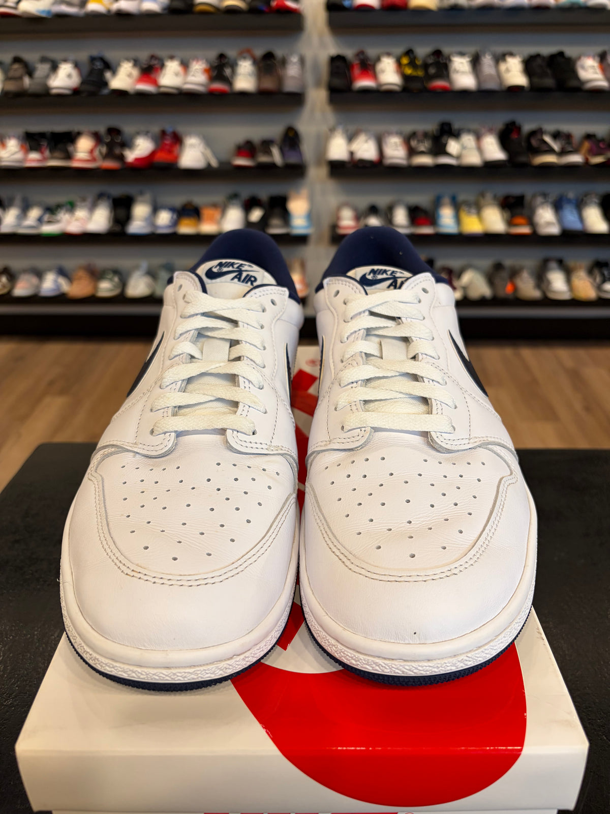Jordan 1 Low '85 Metallic Navy Size 13 Pre-Owned