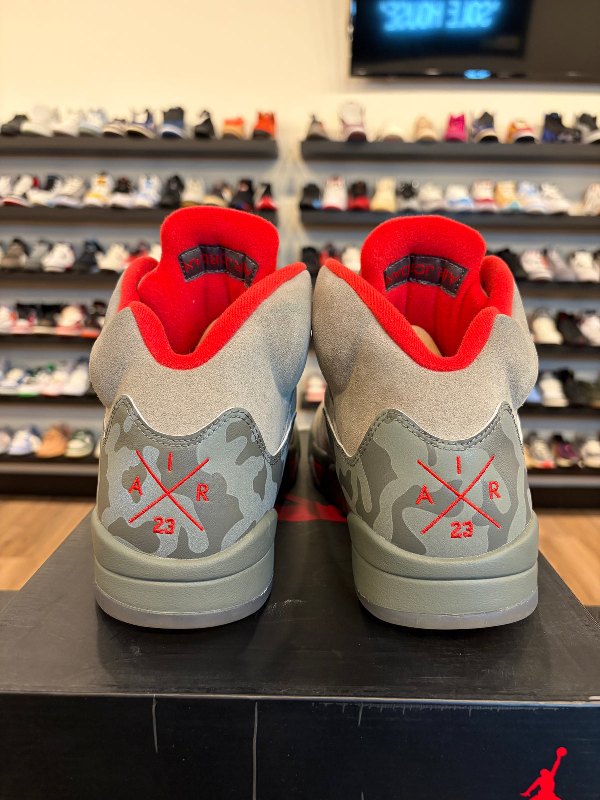 Jordan 5 Grey Camo Size 11.5 Pre-Owned