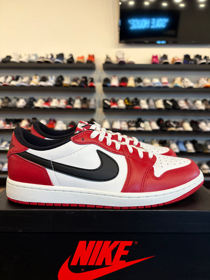 Jordan 1 Low Chicago 2026 Size 10 Pre-Owned