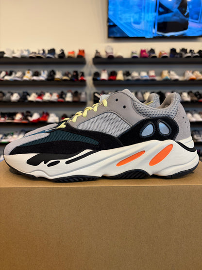 Yeezy 700 Wave Runner Size 10.5 Brand New