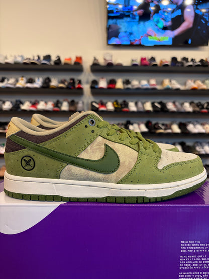 Nike SB Dunk Low Yuto Matcha Size 9.5 Pre-Owned