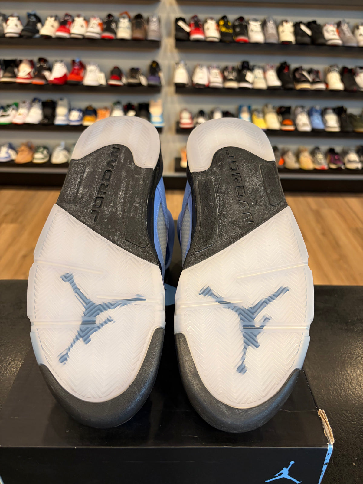 Jordan 5 University Blue Size 10.5 Brand New