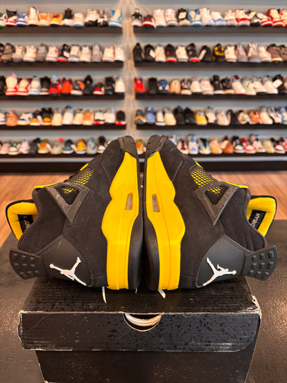 Jordan 4 Yellow Thunder Size 10.5 Pre-Owned