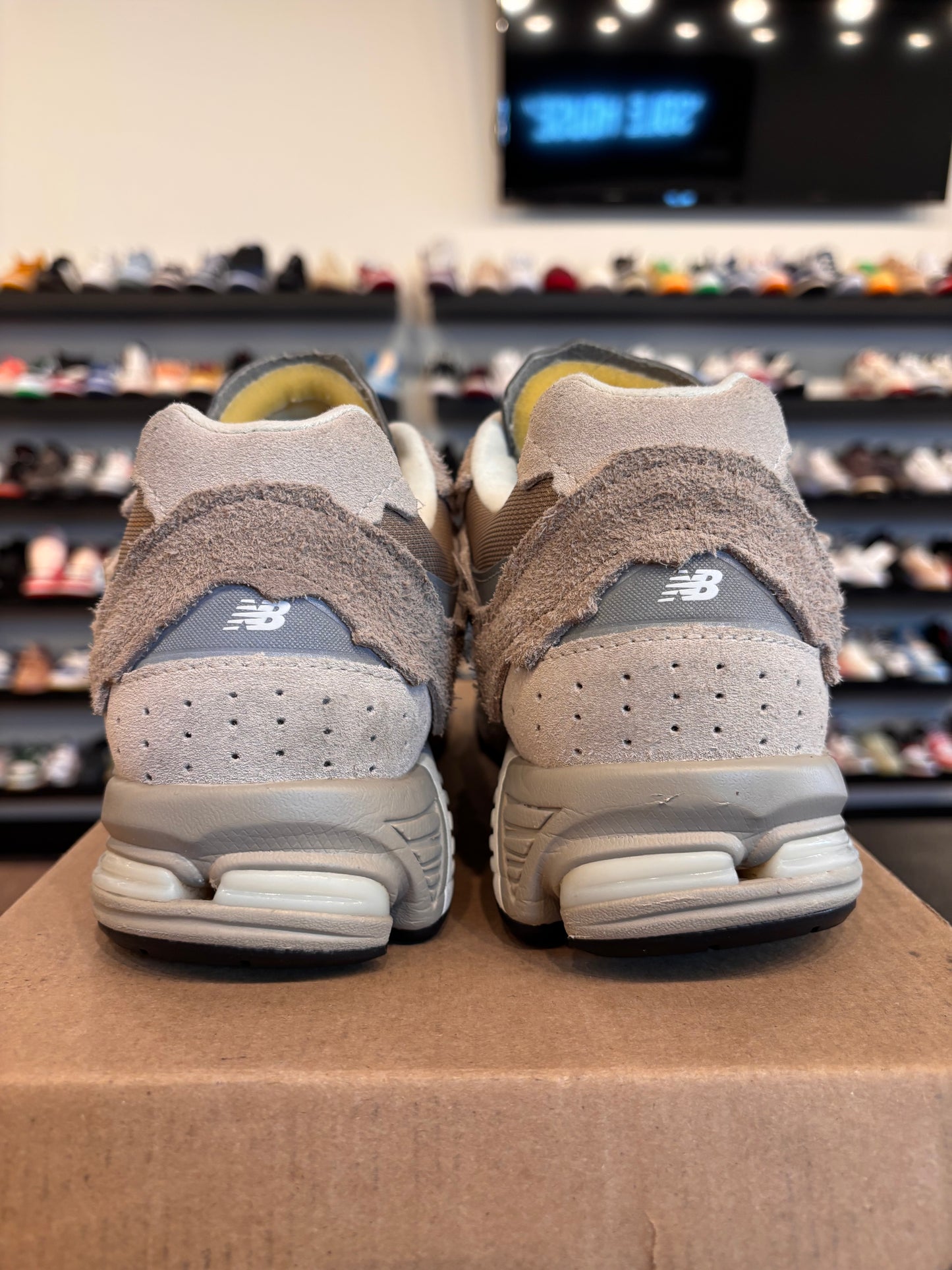 New Balance 2002R Protection Pack Grey Sand Size 9.5 Pre-Owned (No Box)