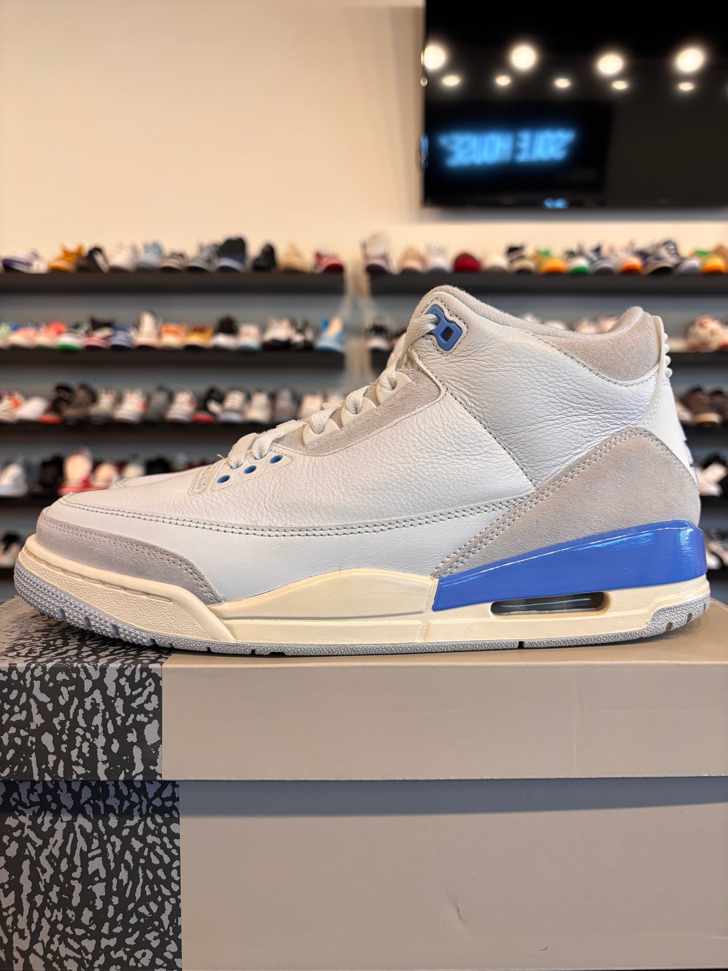 Jordan 3 Lucky Shorts Size 10 Pre-Owned