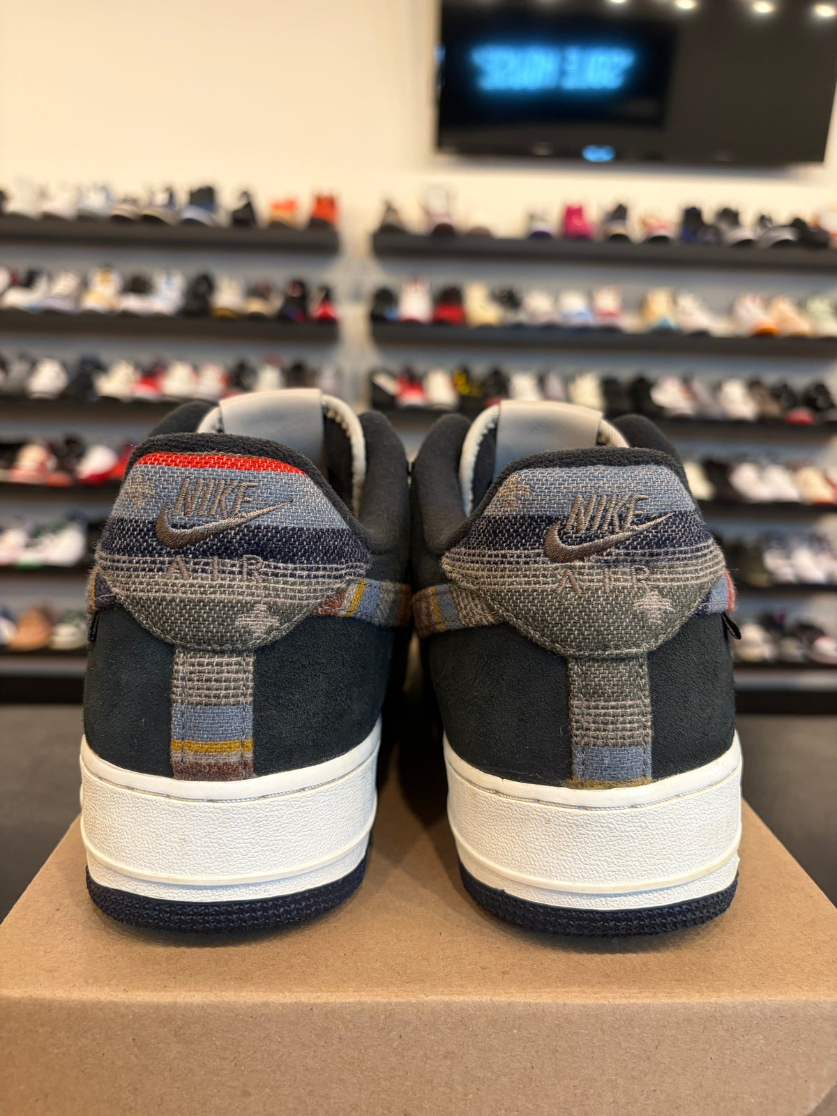 Nike Air Force 1 Pendleton Size 12 Pre-Owned (No Box)