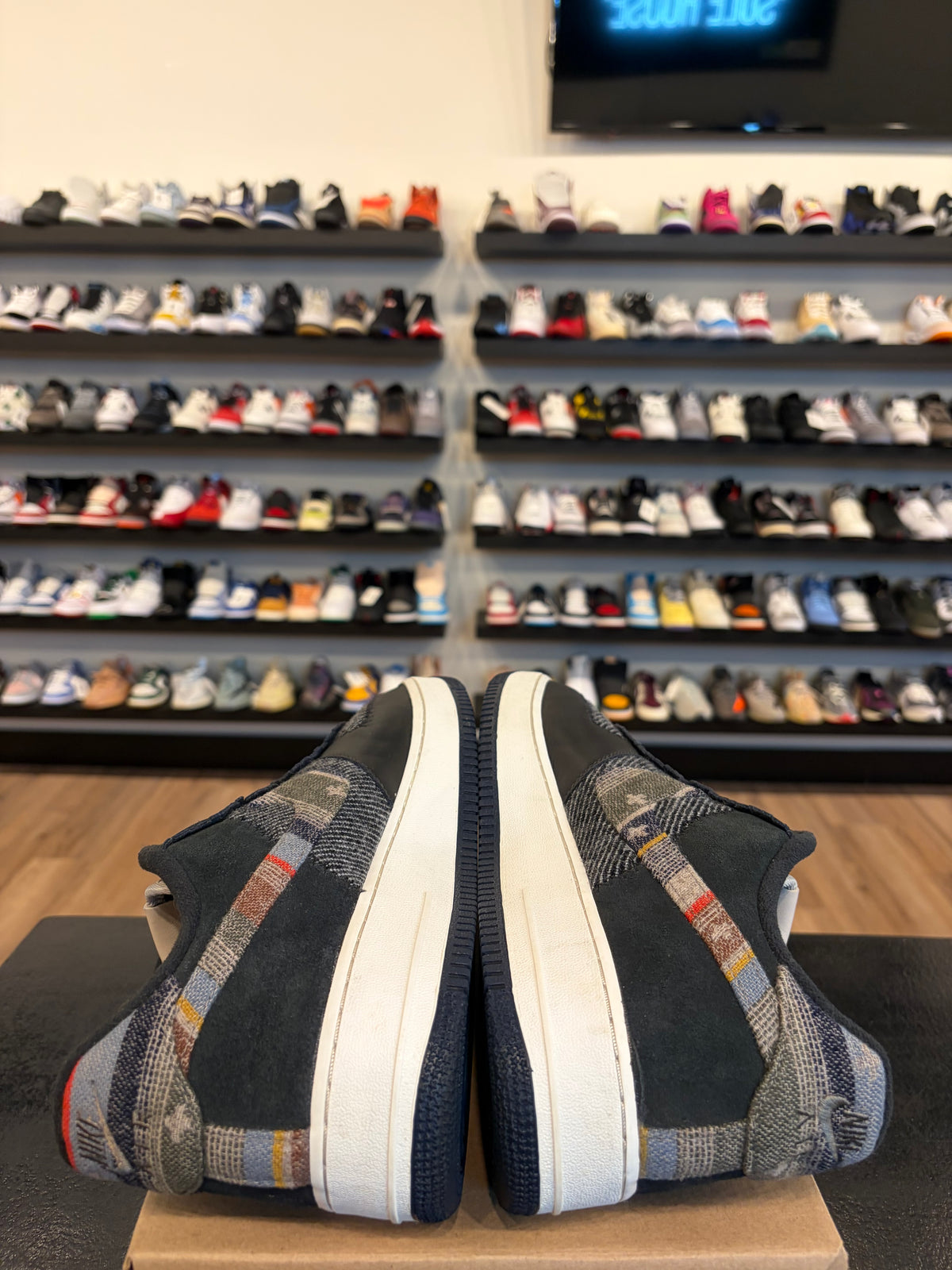 Nike Air Force 1 Pendleton Size 12 Pre-Owned (No Box)
