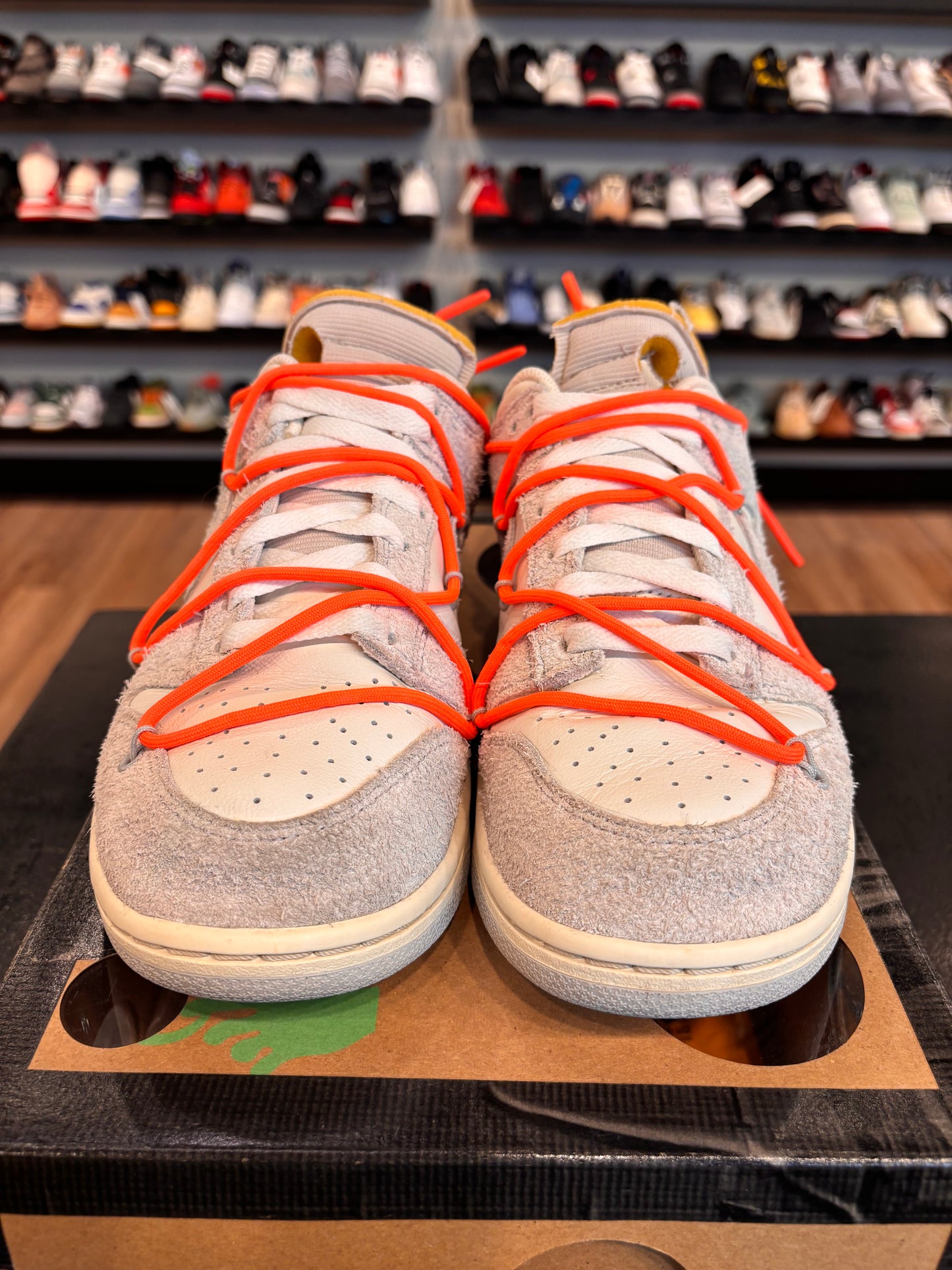 Nike Dunk Low Off-White Lot 11 Size 9.5 Pre-Owned