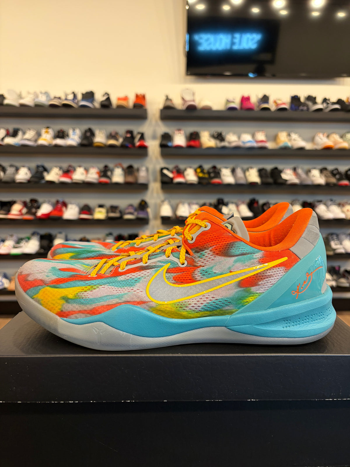 Nike Kobe 8 Protro Venice Beach Size 13 Pre-Owned