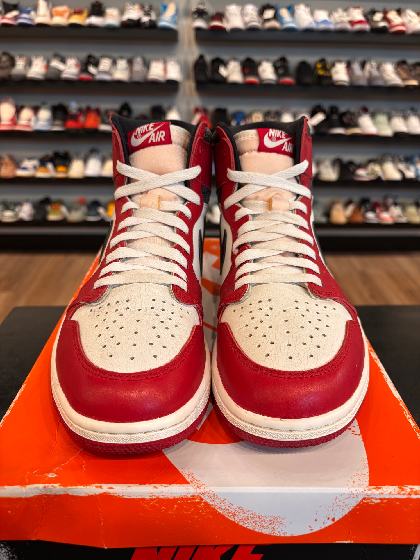 Jordan 1 Lost and Found Size 9.5 Pre-Owned