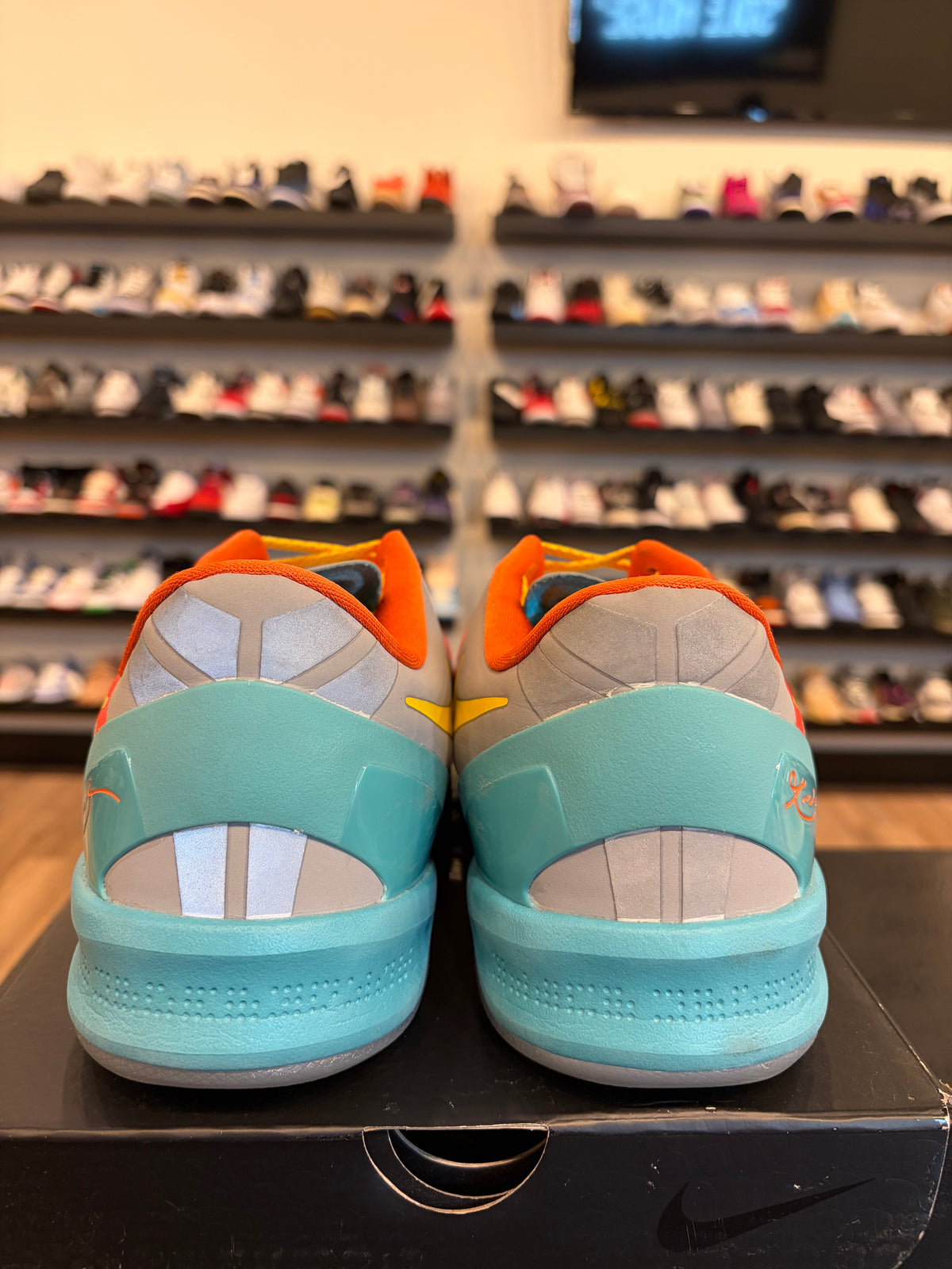 Nike Kobe 8 Protro Venice Beach Size 13 Pre-Owned