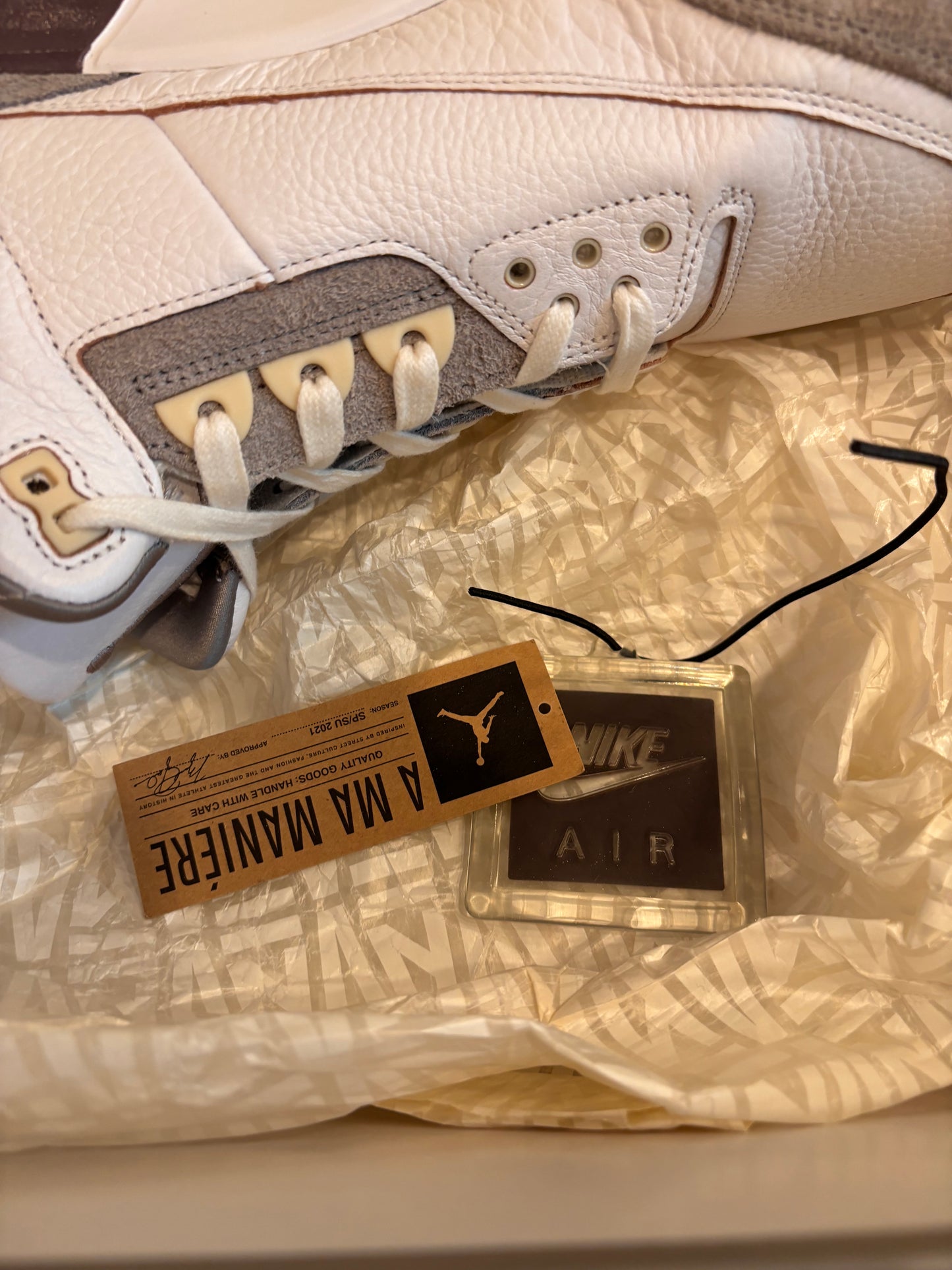 Jordan 3 A Ma Maniere White Size 13 (14.5W) Pre-Owned