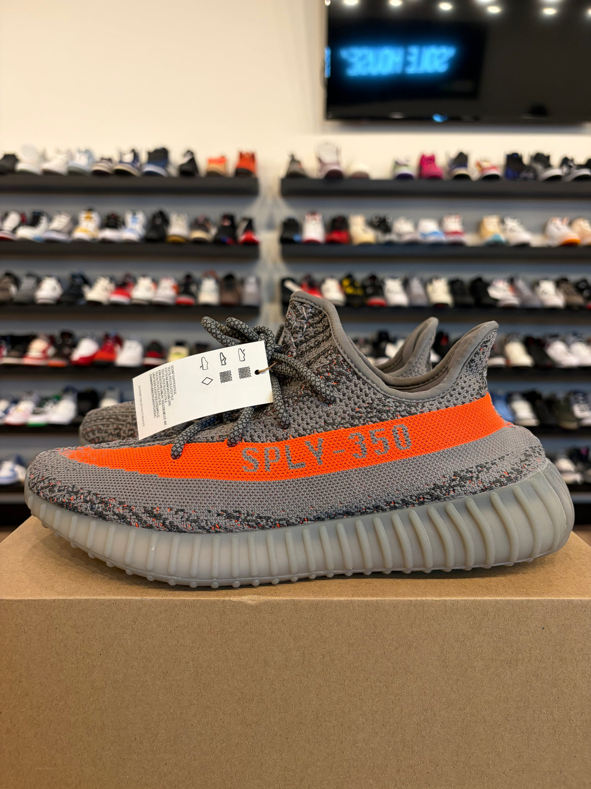 Yeezy 350 V2 Beluga Reflective Size 10.5 Brand New