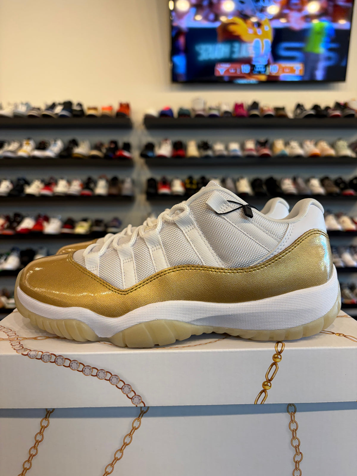 Jordan 11 Low Mother's Day Size 7Y (8.5W) Brand New