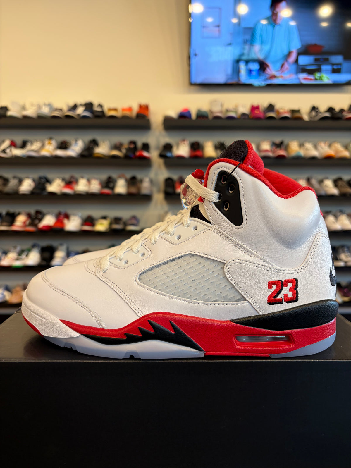 Jordan 5 Fire Red 2025 Size 8 Brand New