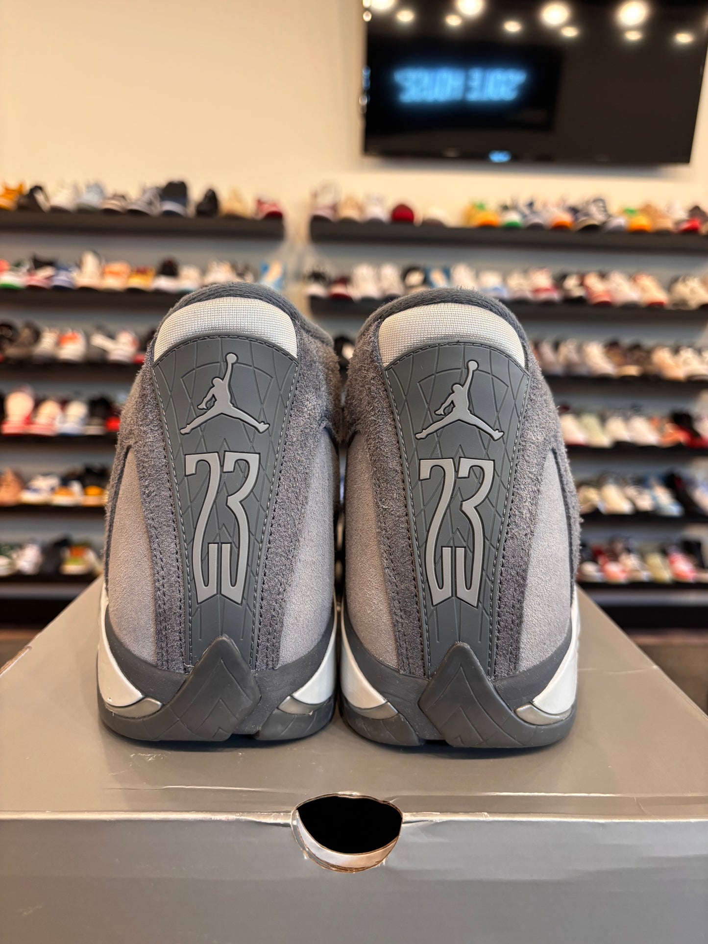 Jordan 14 Flint Grey Size 13 Pre-Owned