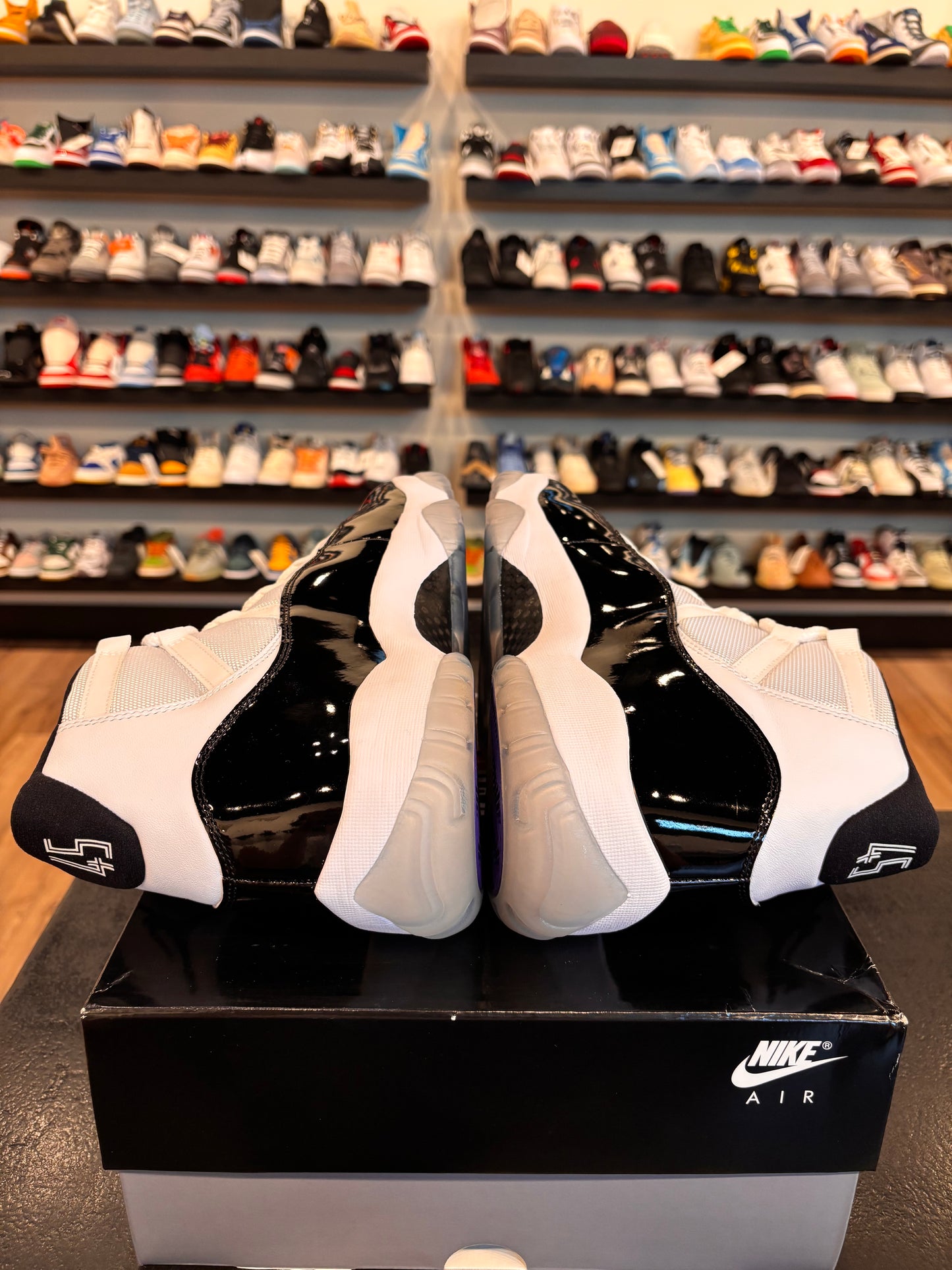 Jordan 11 Concord 2018 Size 13 Brand New