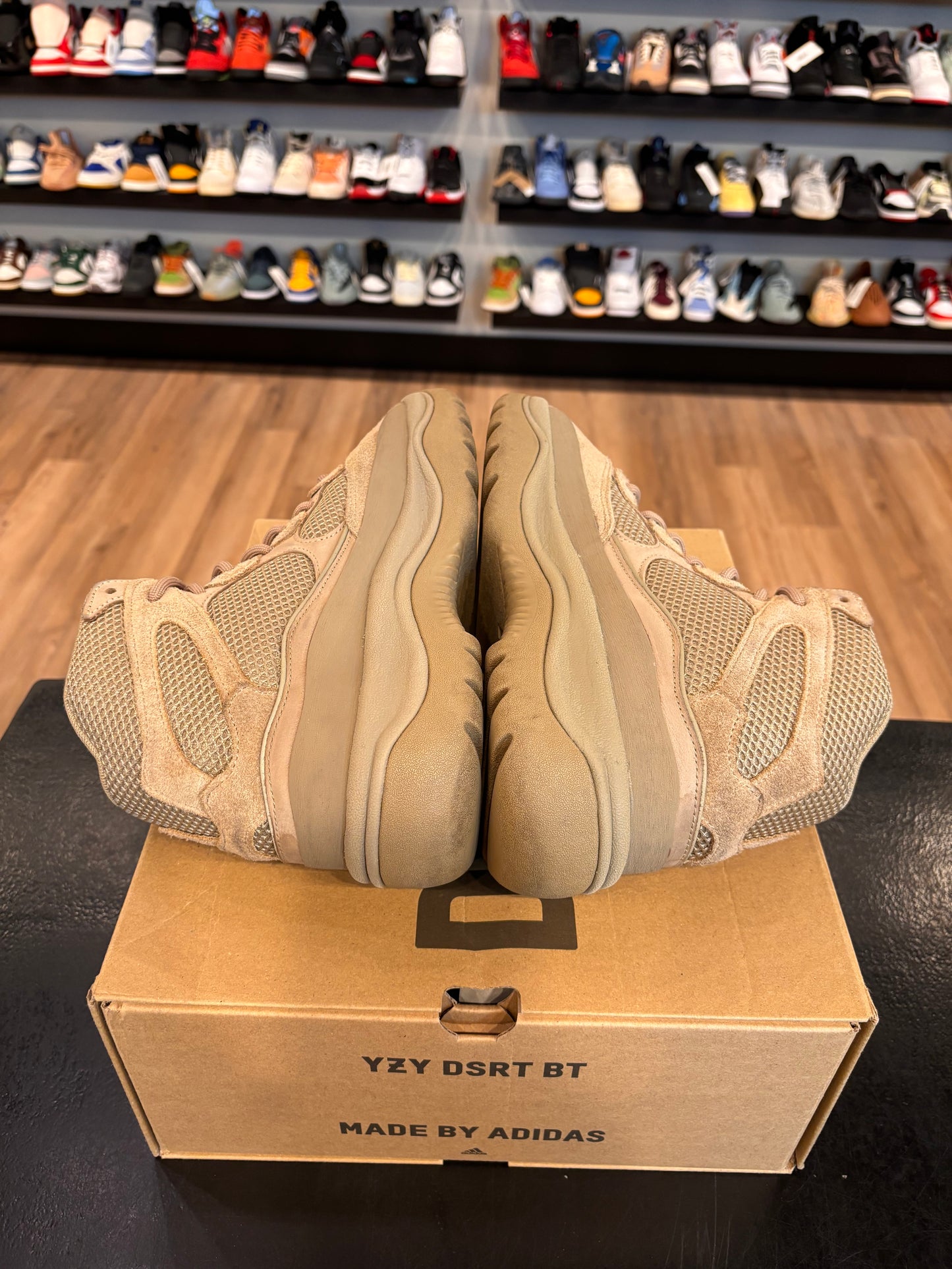 Yeezy Desert Boot Rock Size 8 Pre-Owned