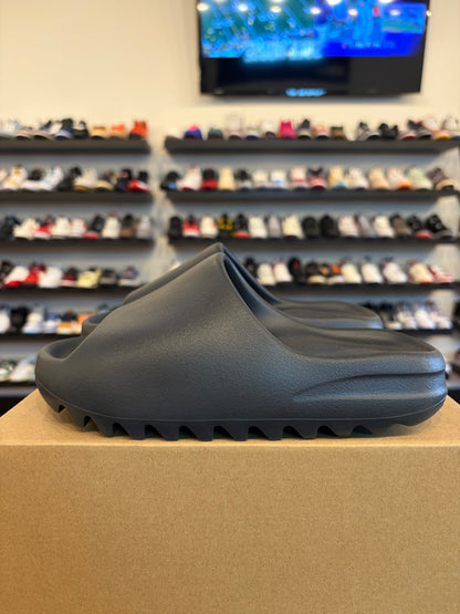 Yeezy Slide Onyx Size 4 (5.5W) Brand New