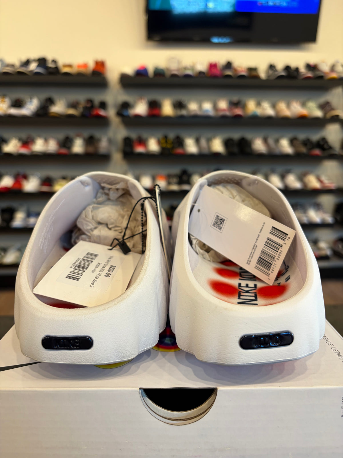 Nike Mind Slide 001 White Size 9 Brand New