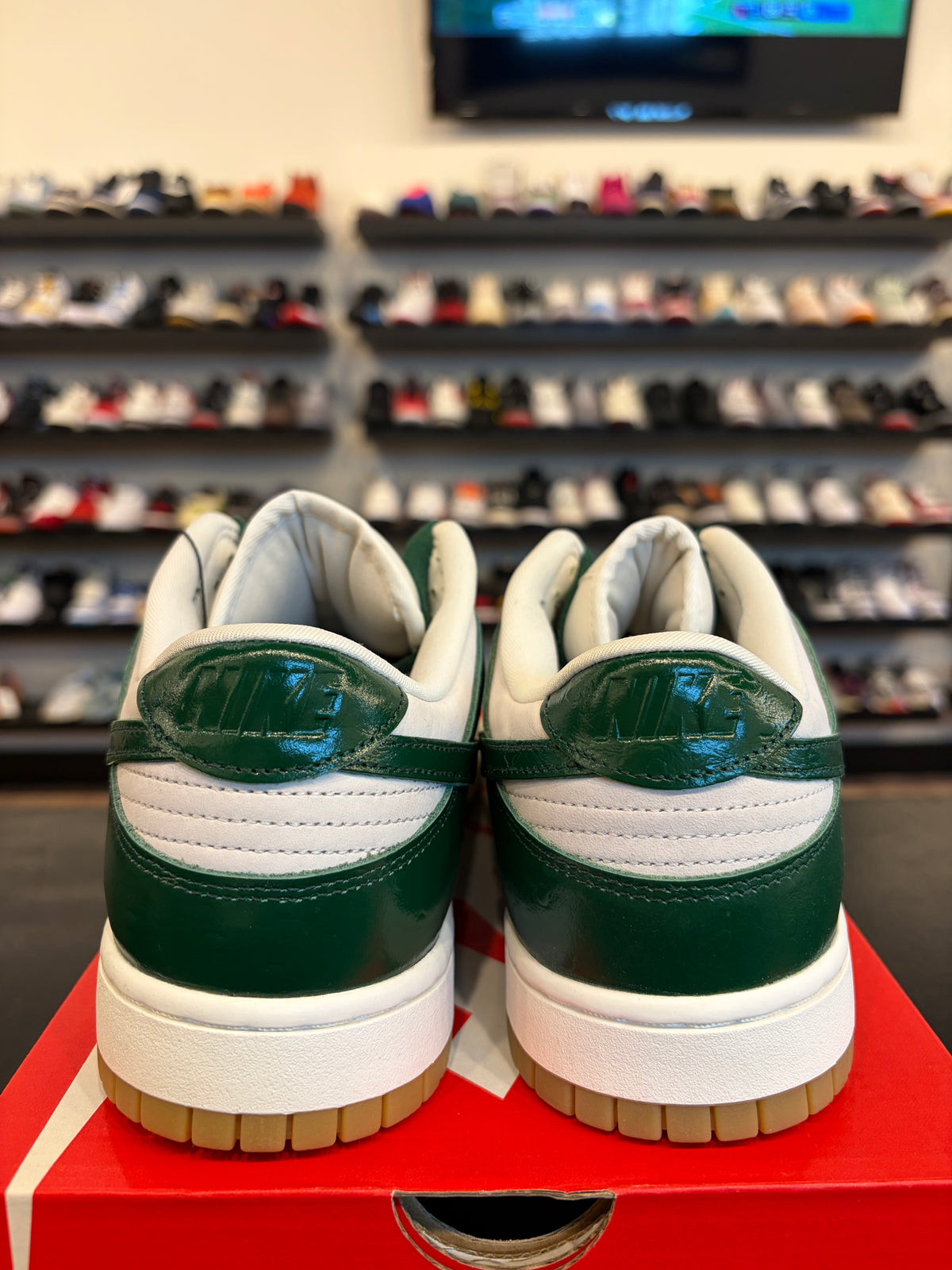 Nike Dunk Low Gorge Green Size 9 (10.5W) Brand New