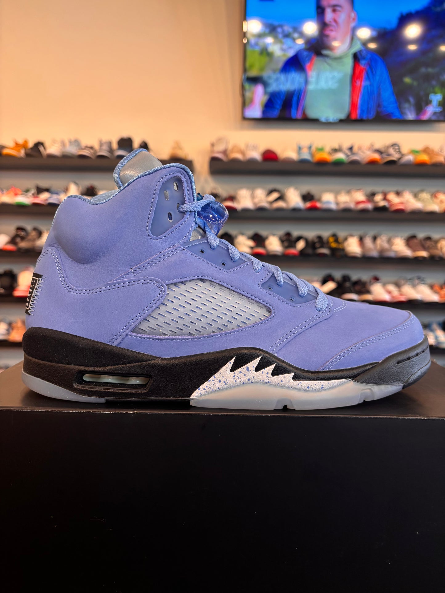 Jordan 5 University Blue Size 10.5 Brand New