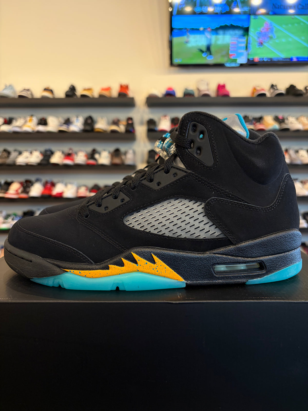 Jordan 5 Aqua Size 10 Brand New