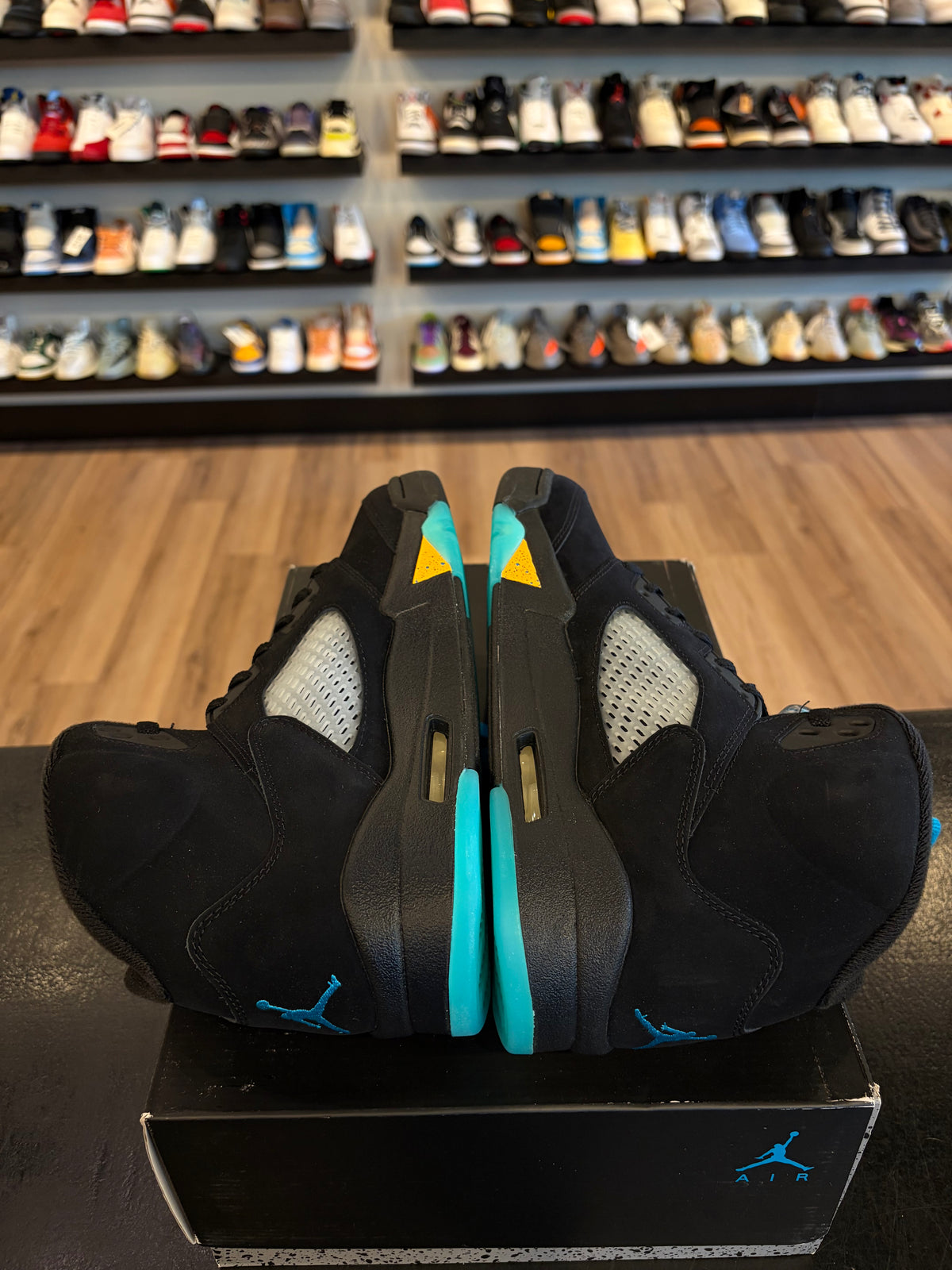 Jordan 5 Aqua Size 10 Brand New