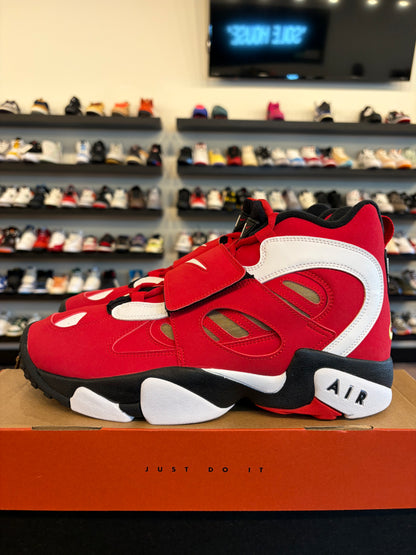 Nike Diamond Turf Red Gold Size 12 Brand New