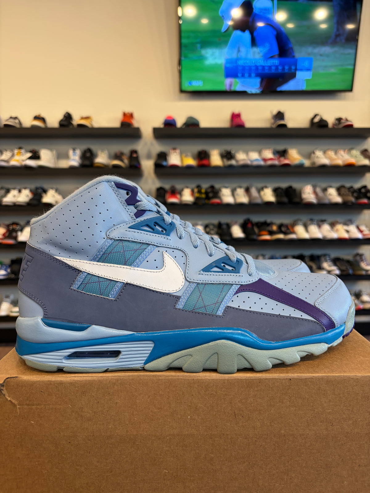 Nike Air Tech Challenge Blue Size 13 Pre-Owned (No Box)
