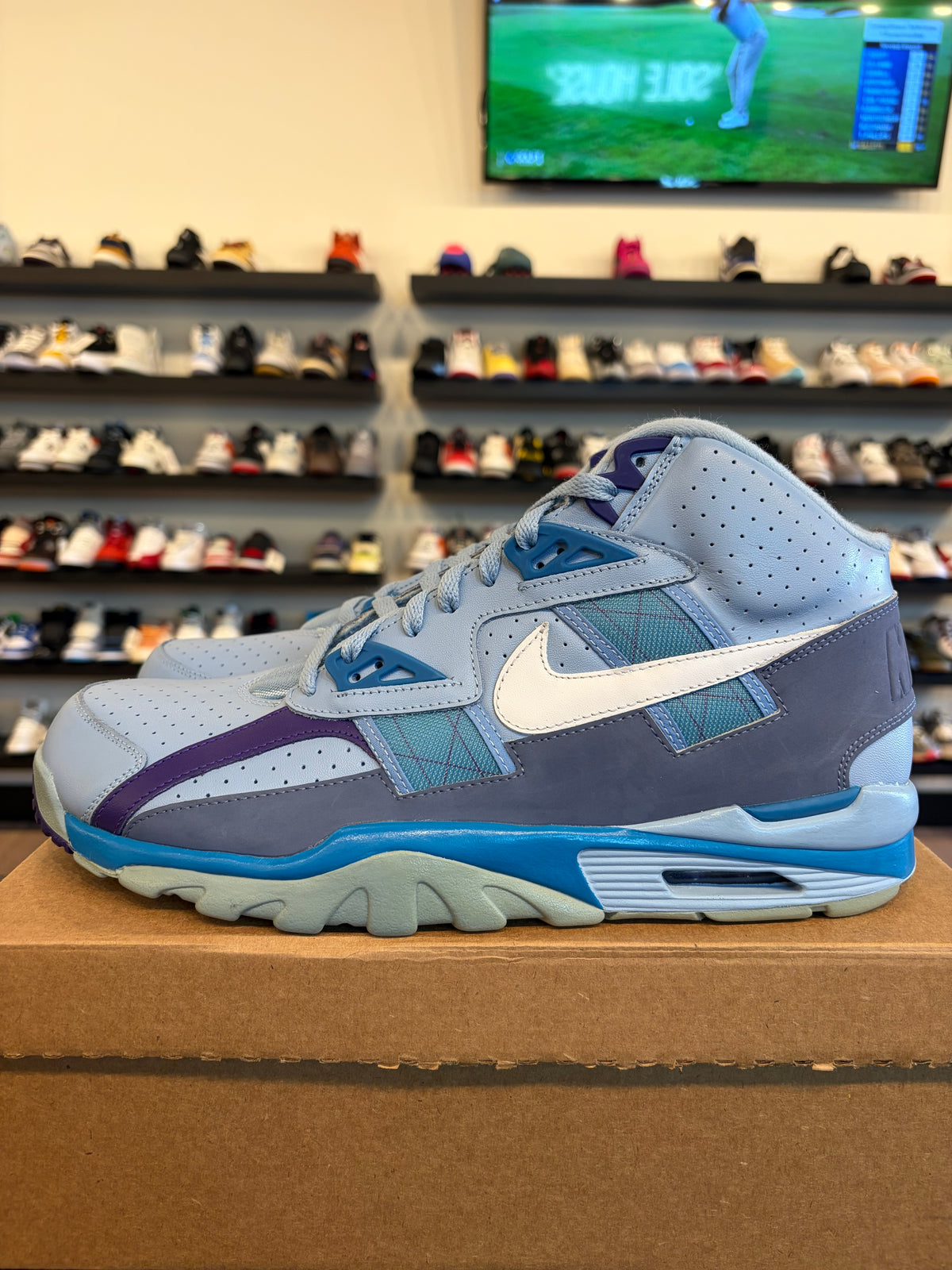 Nike Air Tech Challenge Blue Size 13 Pre-Owned (No Box)