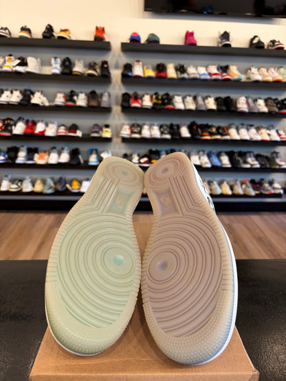NIke Air Force 1 Earth Day Size 13 Pre-Owned (No Box)