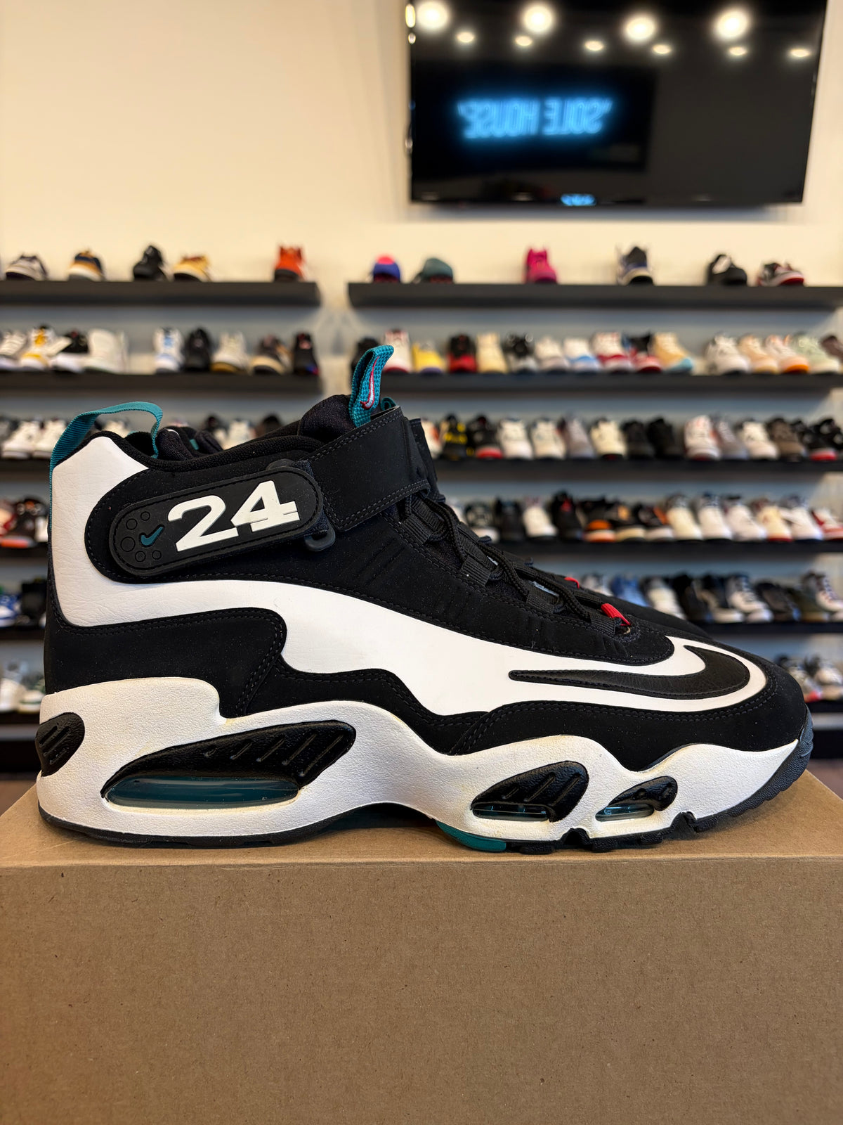 Nike Air Max 1 Griffey Freshwater Size 13 Pre-Owned (No Box)