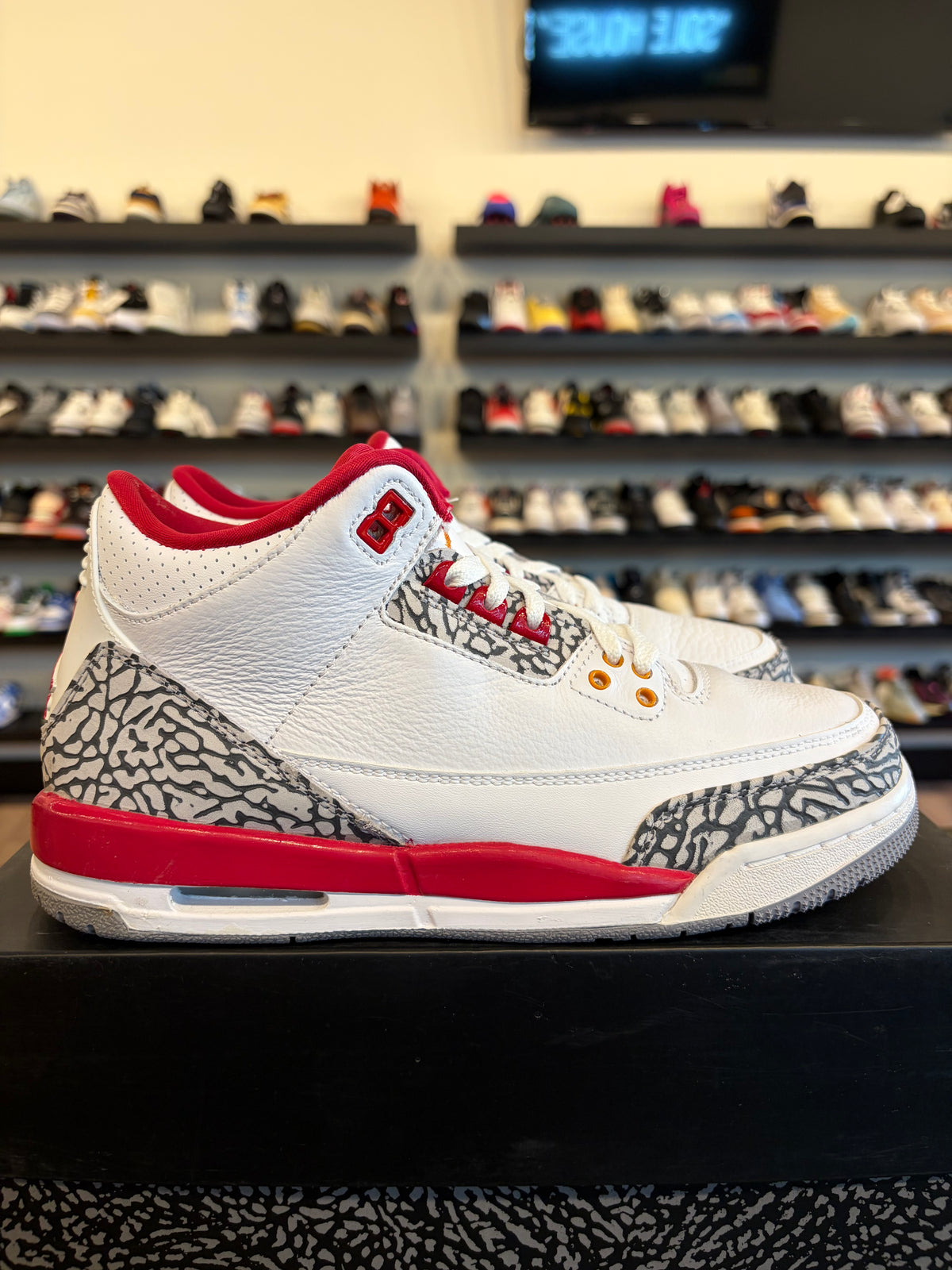 Jordan 3 Cardinal Size 7Y (8.5W) Brand New