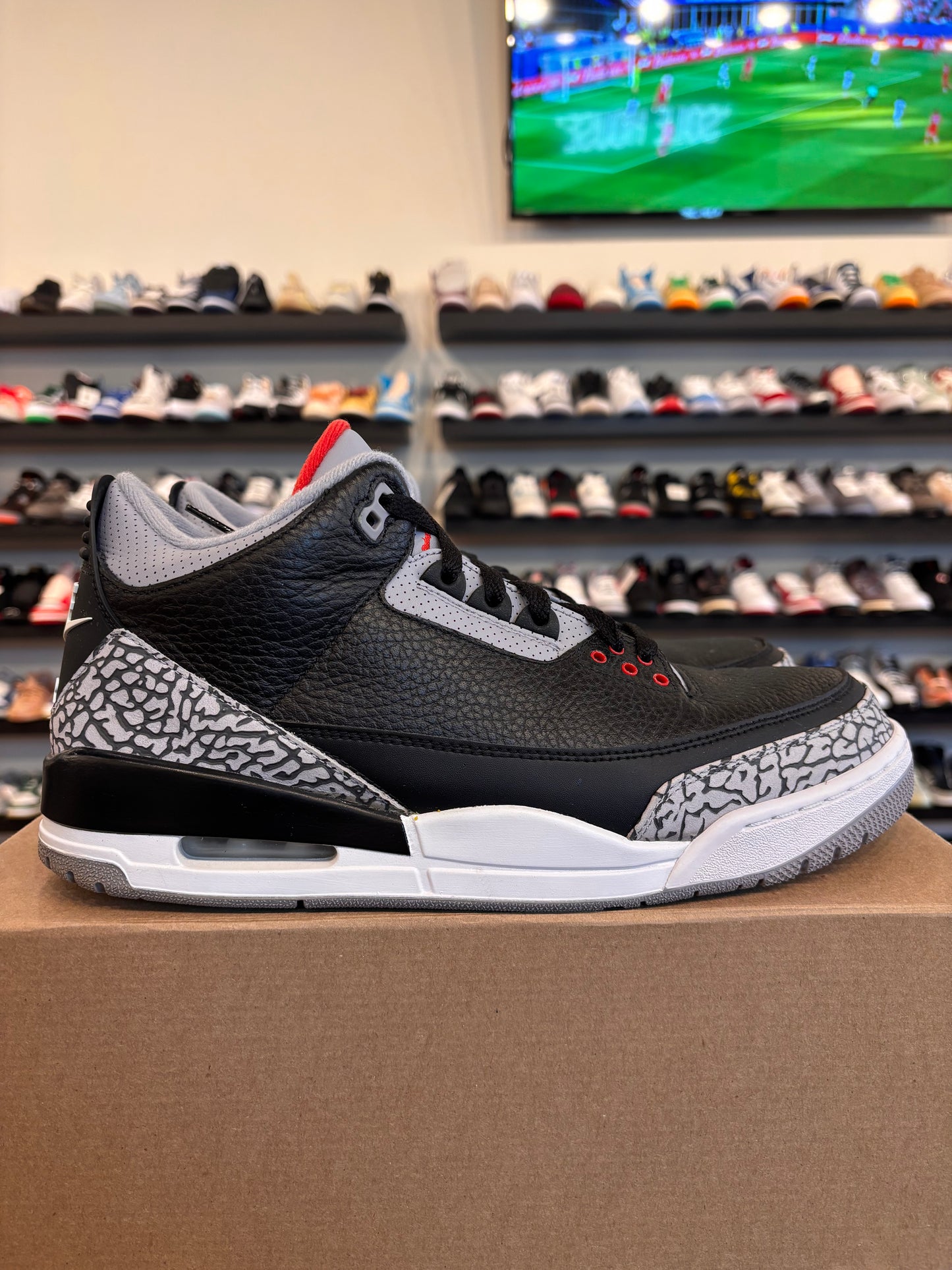 Jordan 3 Black Cement 2018 Size 12 Pre-Owned (No Box)