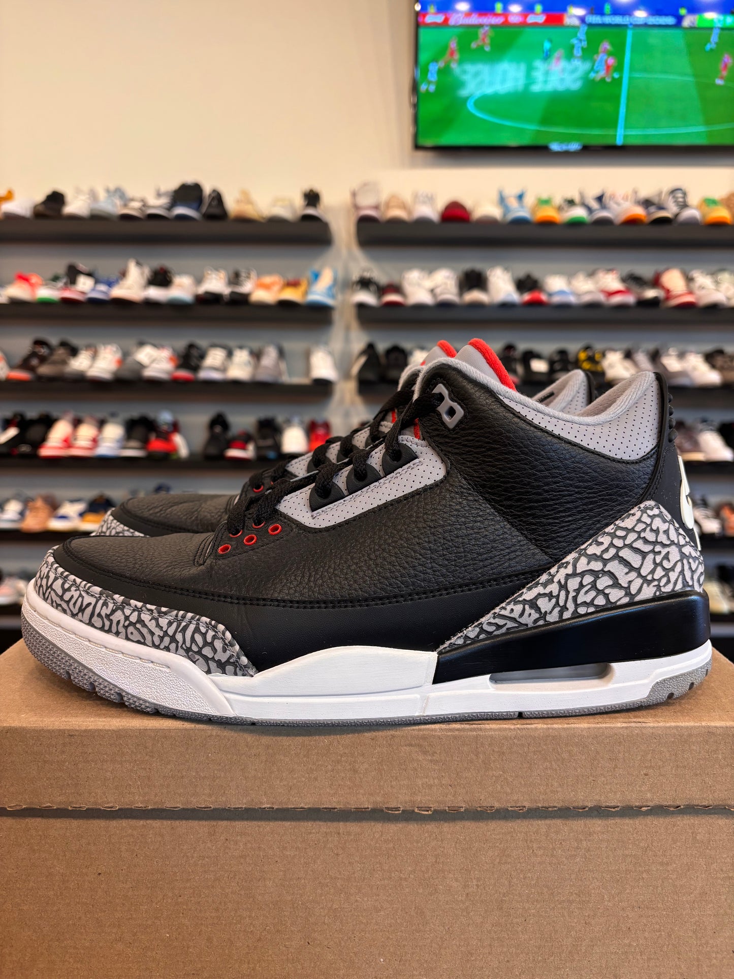 Jordan 3 Black Cement 2018 Size 12 Pre-Owned (No Box)