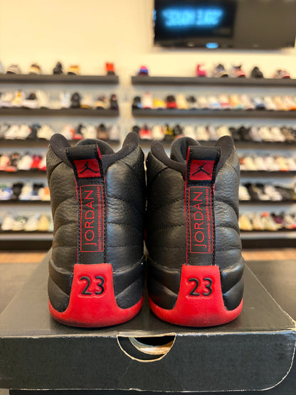 Jordan 12 Flu Game 2015 Size 5.5Y (7W) Pre-Owned