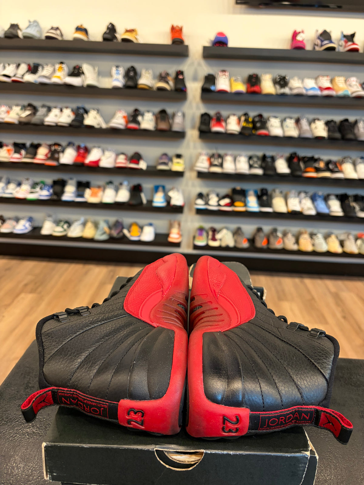 Jordan 12 Flu Game 2015 Size 5.5Y (7W) Pre-Owned